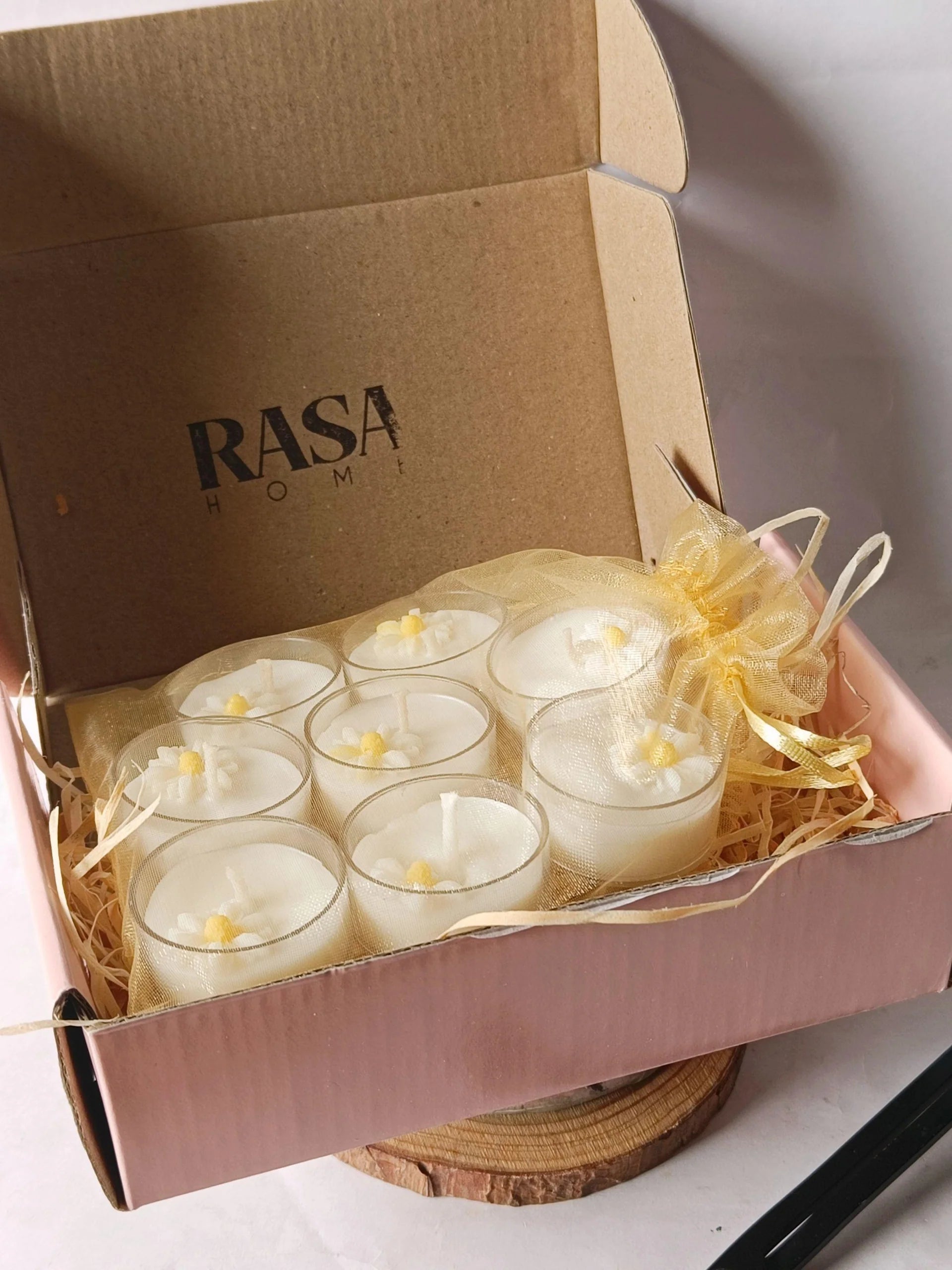 Daisy Tealight Candles - Set of 8