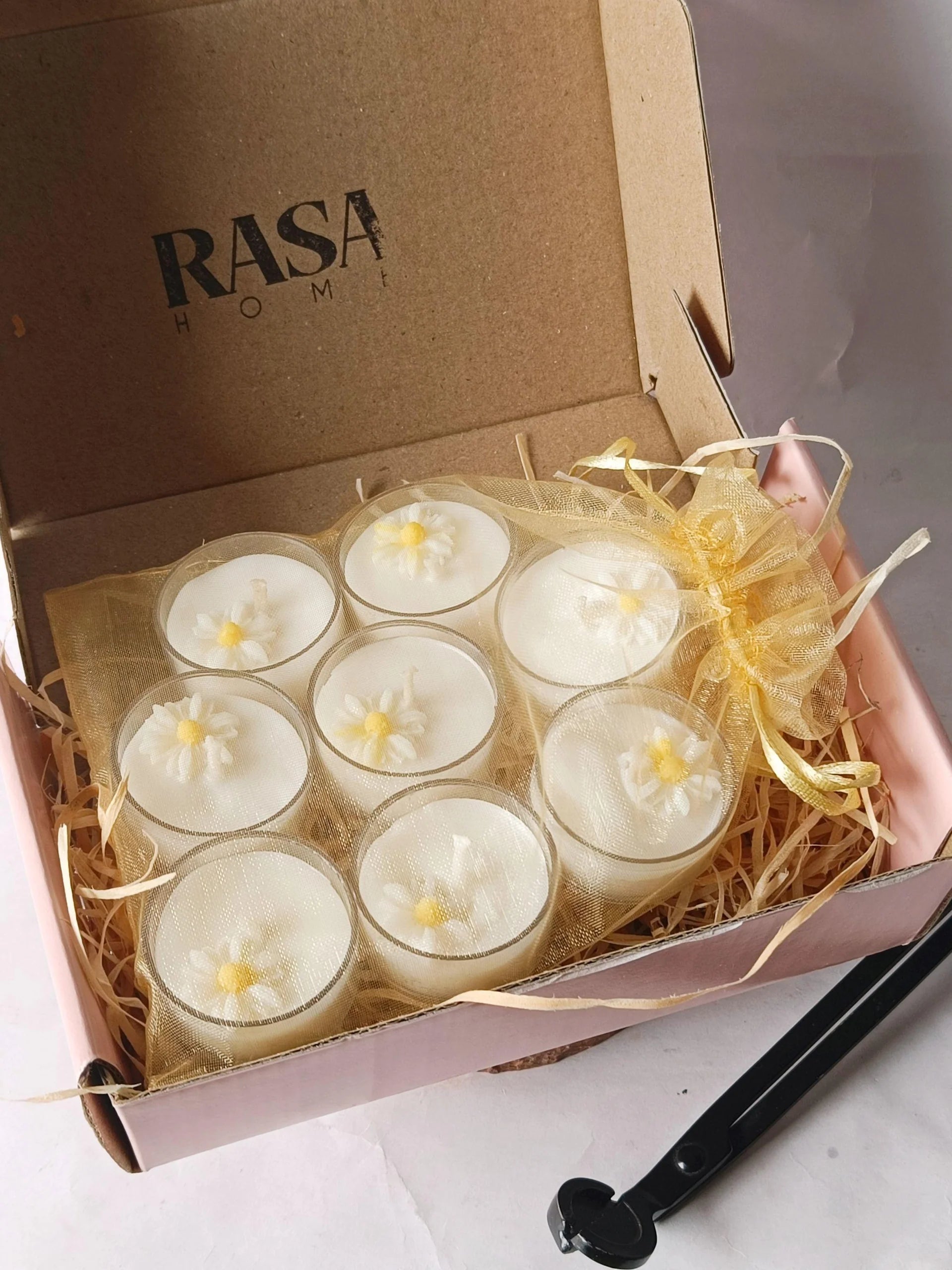 Daisy Tealight Candles - Set of 8