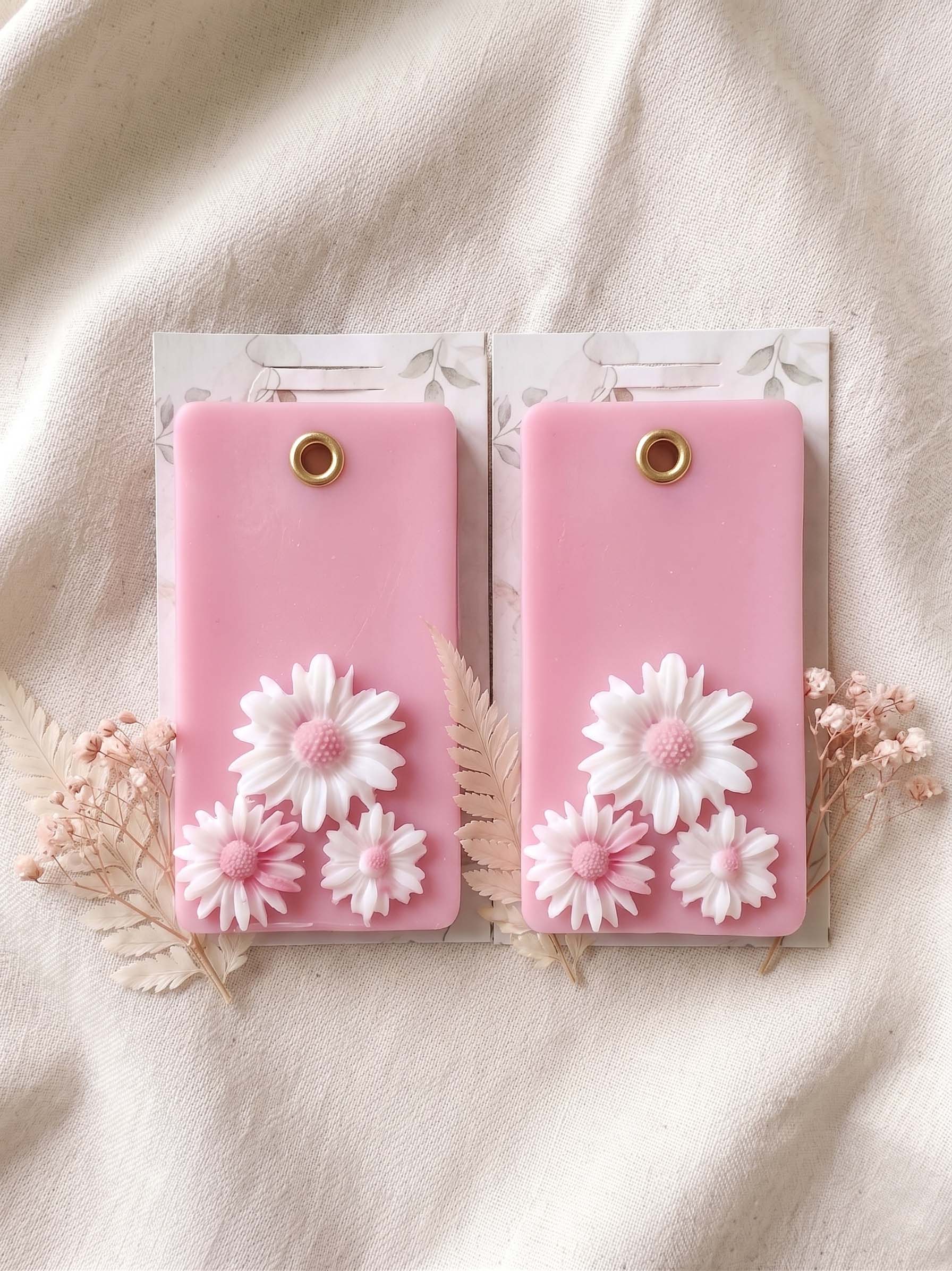 Daisy Wax Sachet (Set of 2)