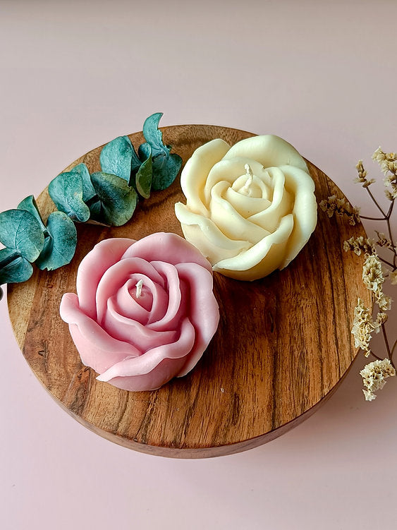 Eternal Roses Candle