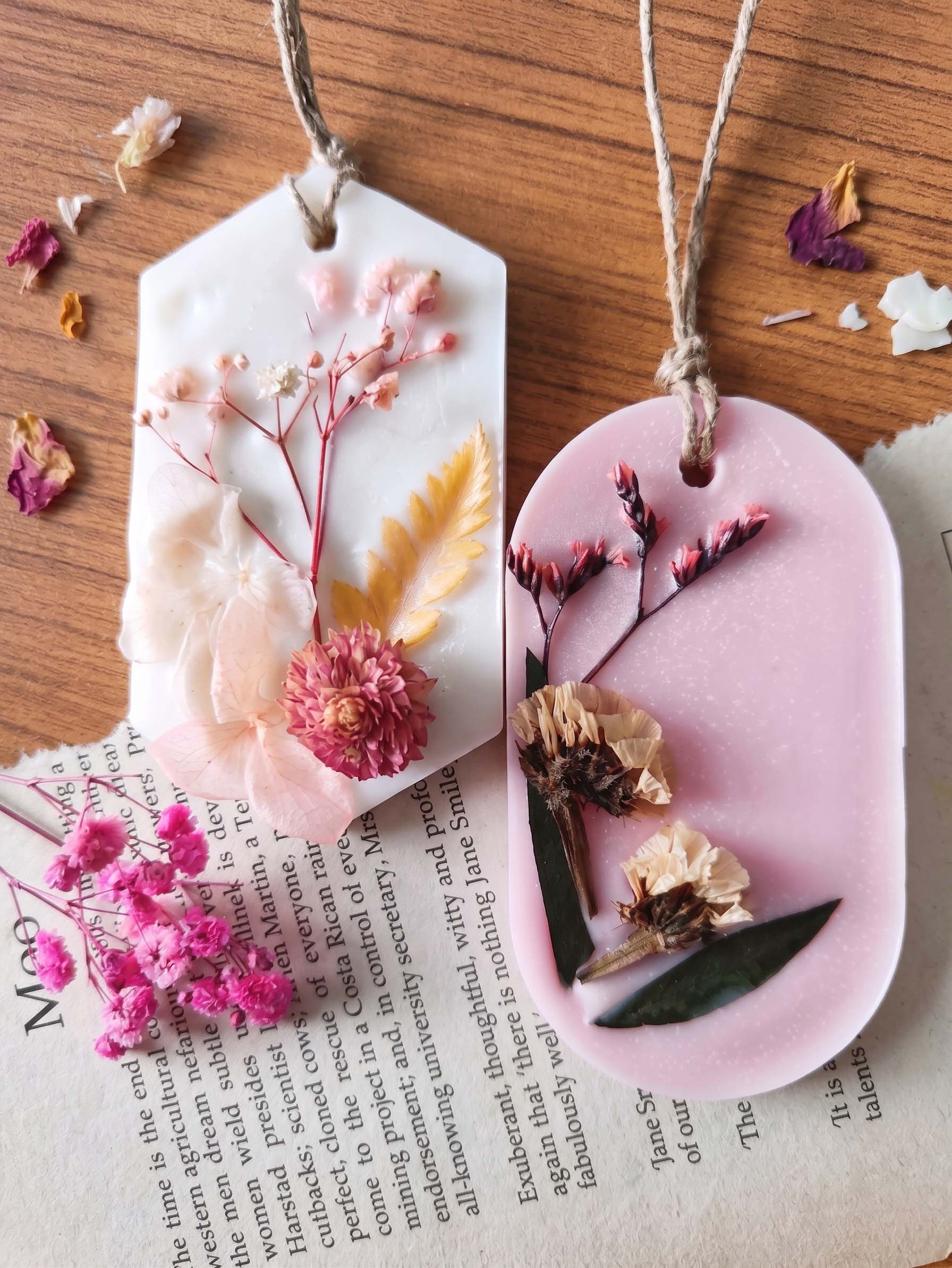 Floral Wax Sachets (Set of 2)